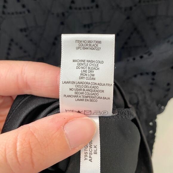 MARC NEW YORK | Andrew Marc Black Eyelet Short Sleeve Blouse | Size Small - Picture 7 of 7